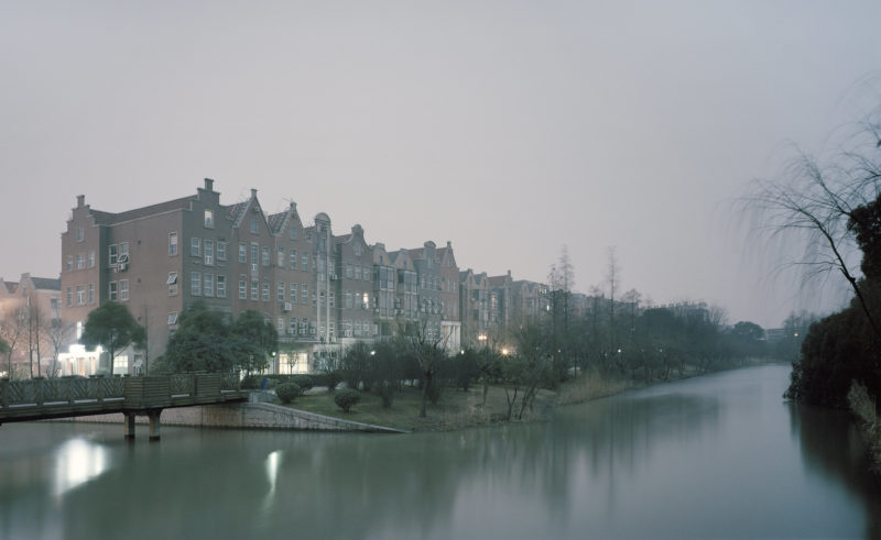 Gregor Sailer - The Potemkin Village - Holland Town VI, Gaoqiao New Town, China, 2016