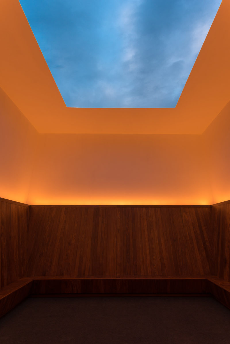 James Turrell - Meeting, 1980-1986/2016, installation view, MoMA PS1