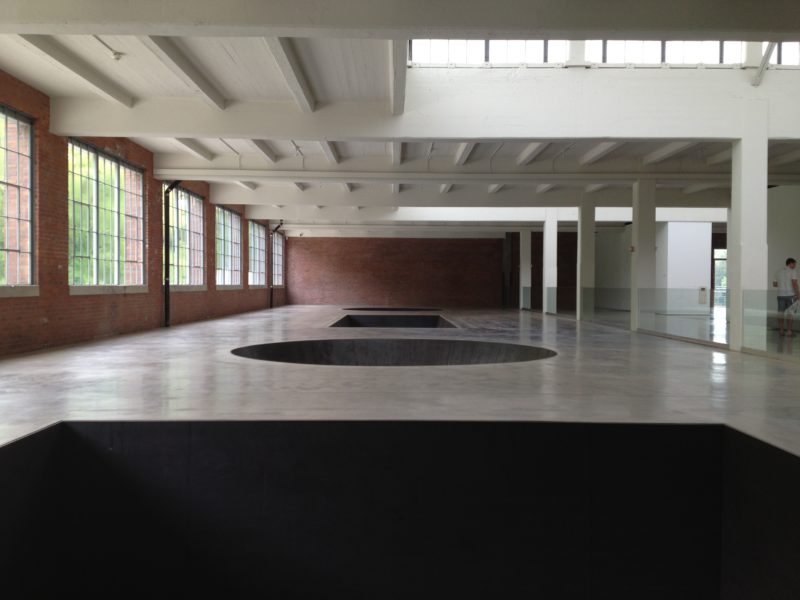 Michael Heizer – North, East, South, West, 1967:2002, installation view, Dia Art Foundation