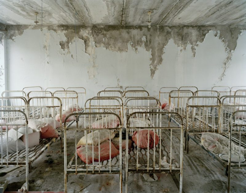 Nadav Kander - Kindergarten Golden Key, Sleeping Room, Pripyat, 2004