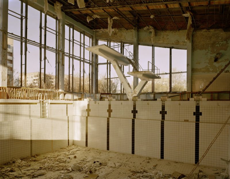 Nadav Kander - Swimming Pool, Pripyat, 2004