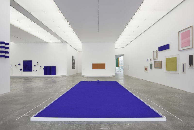Yves Klein – Pigment bleu sec (Dry Blue Pigment), 1957, Yves Klein - MUAC - Museo Universitario de Arte Contemporaneo, 2017