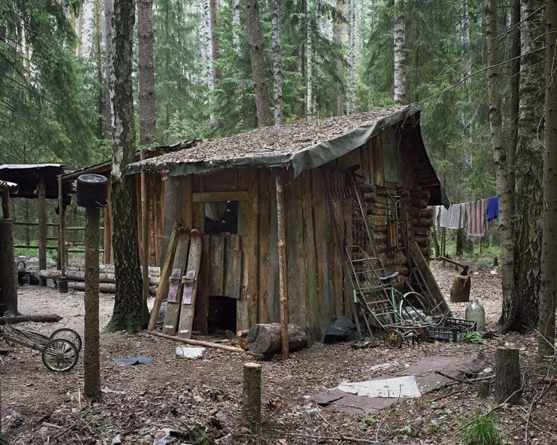 Danila Tkachenko - Escape, hermit's house in Russian wilderness