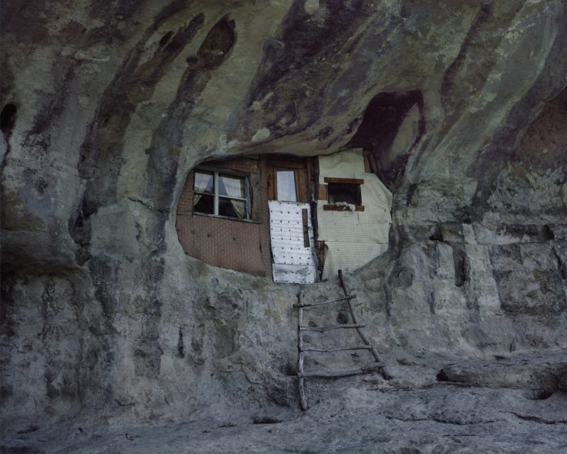 Danila Tkachenko - Escape, hermit's house in Russian wilderness