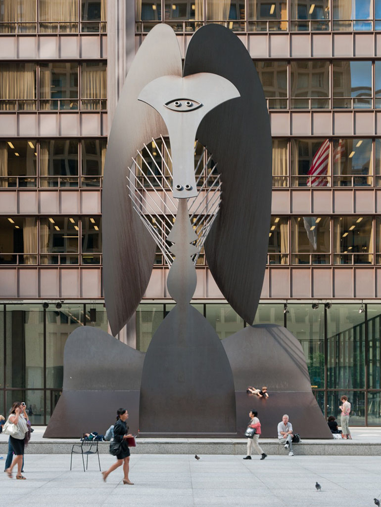 Pablo-Picasso-Untitled-Chicago-Picasso-1967-Cor-ten-steel-15.2m-50-ft.-tall-147-ton-installation-view-Daley-Plaza-Chicago-3 feat