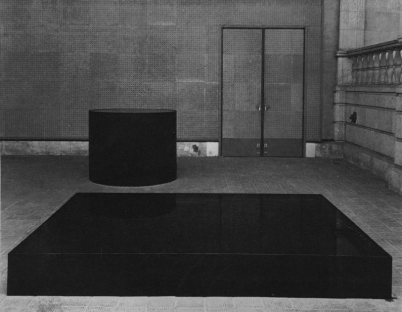 Nobuo Sekine - Phase of Nothingness — Water, 1969, steel, lacquer, water, 30 x 220 x 160cm, 120 x 120 x 120 cm
