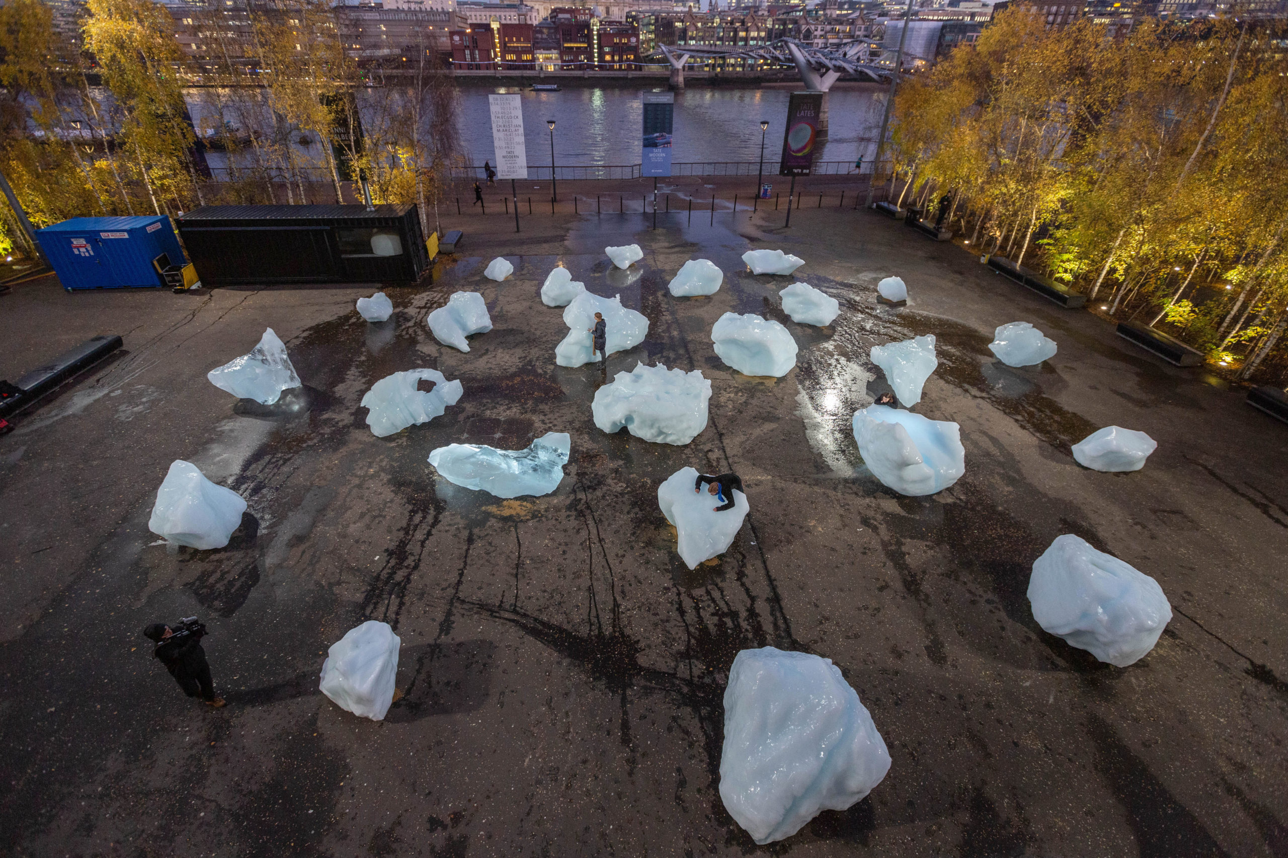 Olafur Eliasson's Ice Watch was slowly disappearing