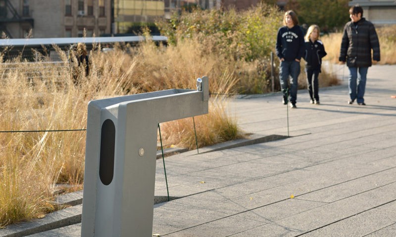 Richard Artschwager - blp, installation view, High Line, New York, October 2012 - February 2013