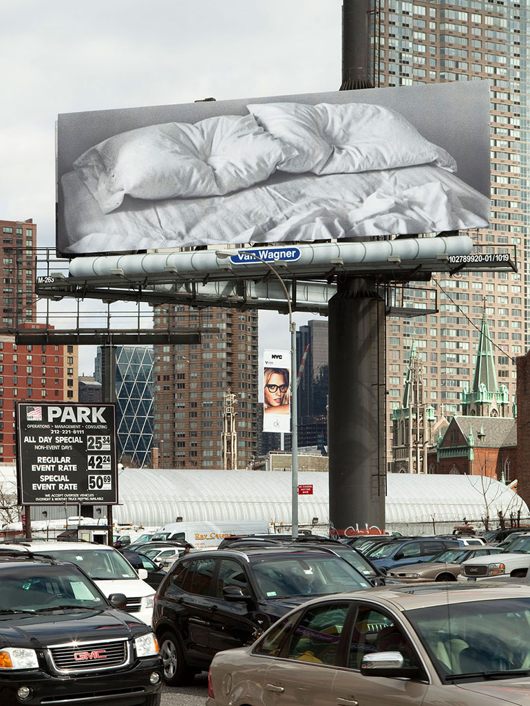 Félix González-Torres' bed billboards - Beautifully confrontational