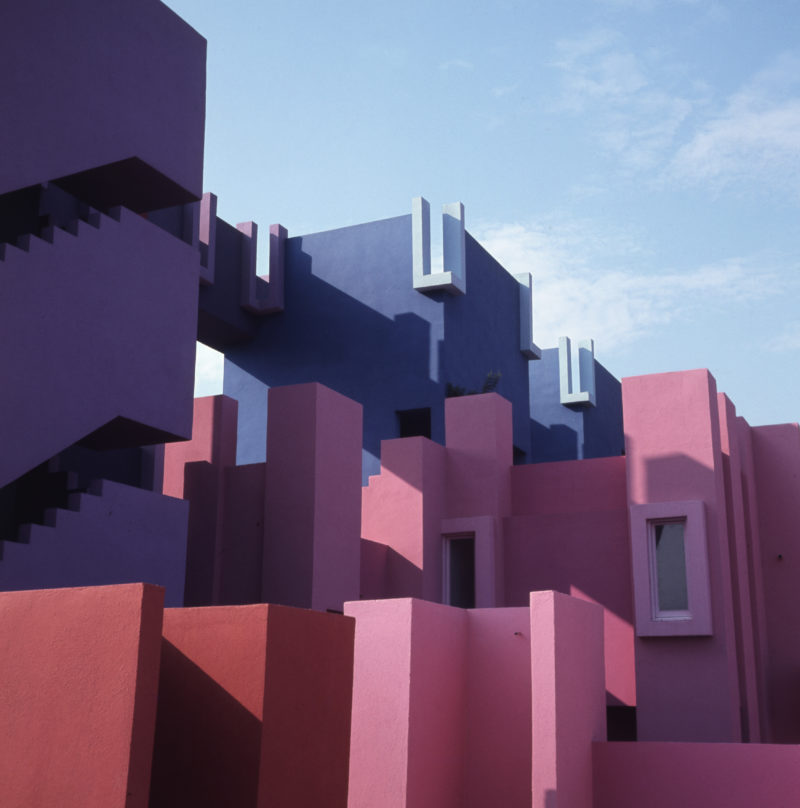 Ricardo Bofill – La Muralla Roja, 1973, Calpe, Alicante, Spain - Detail