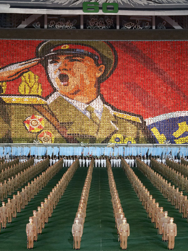 菲利普·尚塞尔在朝鲜-阿里郎群众运动会照片