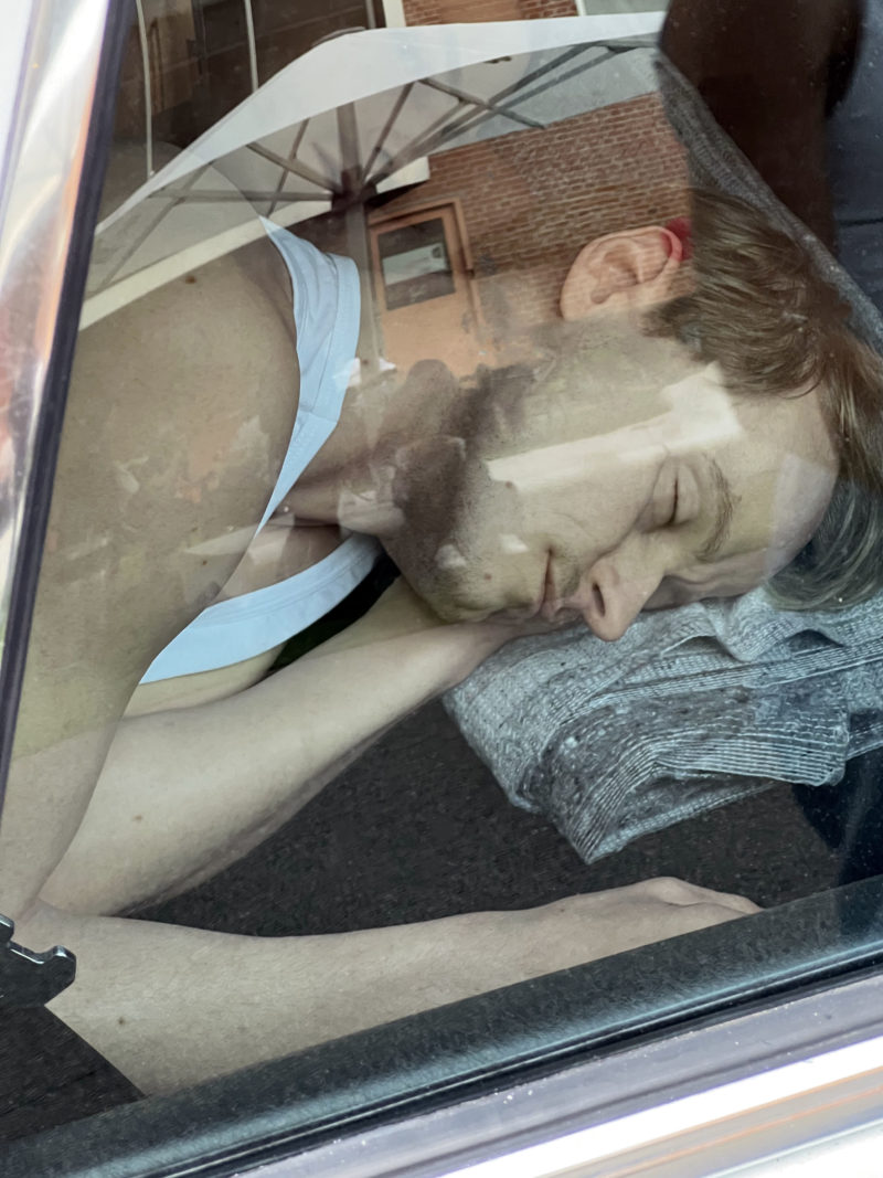 Elmgreen & Dragset – The Outsiders, 2020, Mercedes W123, male figures in silicone, clothing, packed artworks