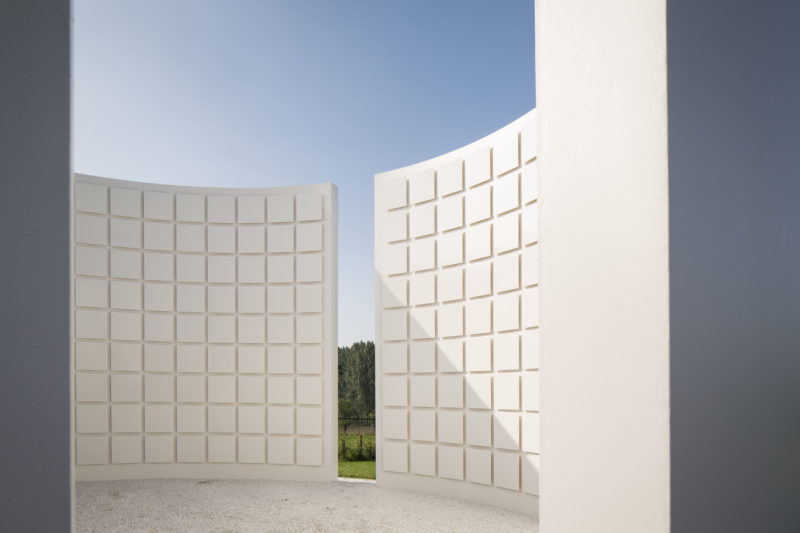 Wesley Meuris - Memento Public, 2012, 500 x 1000 x 1000 cm, installation view, Central Burial of Borgloon, Belgium
