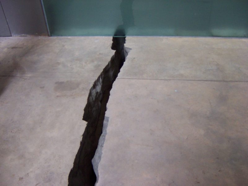 Doris Salcedo - Shibboleth, 2007, 167 meters (548 feet) crack, installation view, Tate Modern, London, 2007-2008