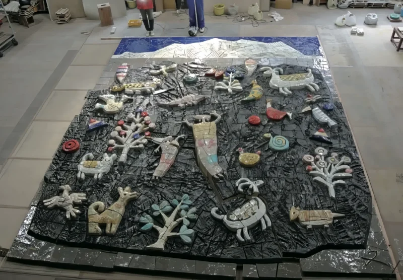 Production of Fumiko Hori’s Utopia, 2014, 4,5 x 5,5 meter, ceramic relief