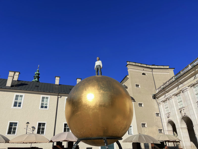 Stephan Balkenhol - Sphaera, 2007, steel, plastic, bronze and gold leaf, 8,8-meter height, 5-meter diameter, 3,5 tonnes, installation view, Kapitelplatz, Salzburg, Austria