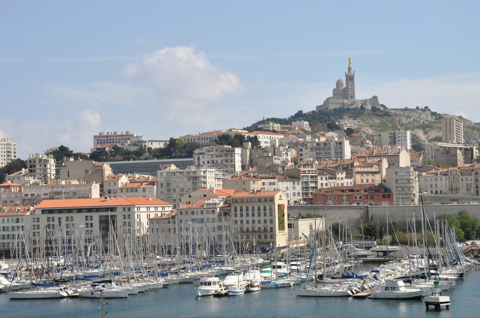 L’Ombrière de Norman Foster: The Vieux Port Pavilion