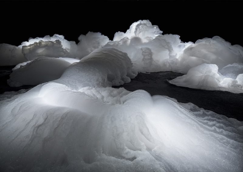 Kohei Nawa – Foam, 2013, detergent, glycerin, water, dimensions variable, installation view, Aichi Triennale, Aichi, Japan
