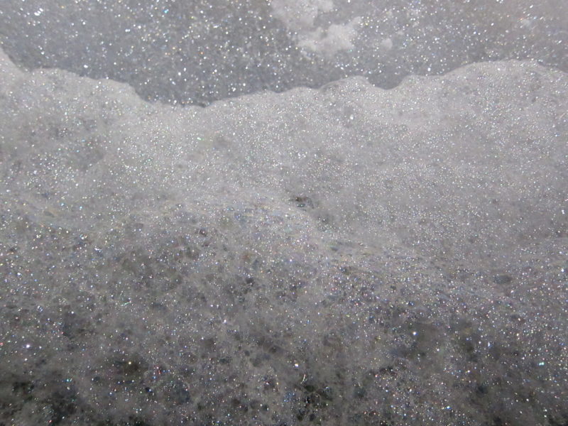 Kohei Nawa – Foam, 2013, detergent, glycerin, water, dimensions variable, installation view, Aichi Triennale, Aichi, Japan,
