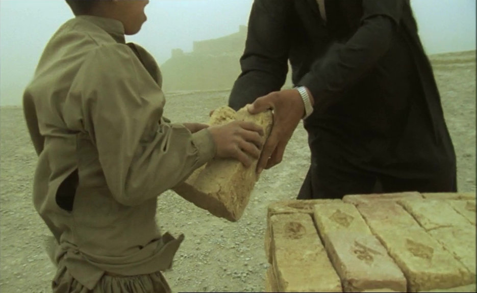 Lida Abdul - Brick sellers of Kabul, 2006