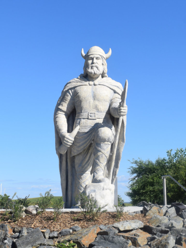 The Gimli Viking - Canada's largest Viking statue