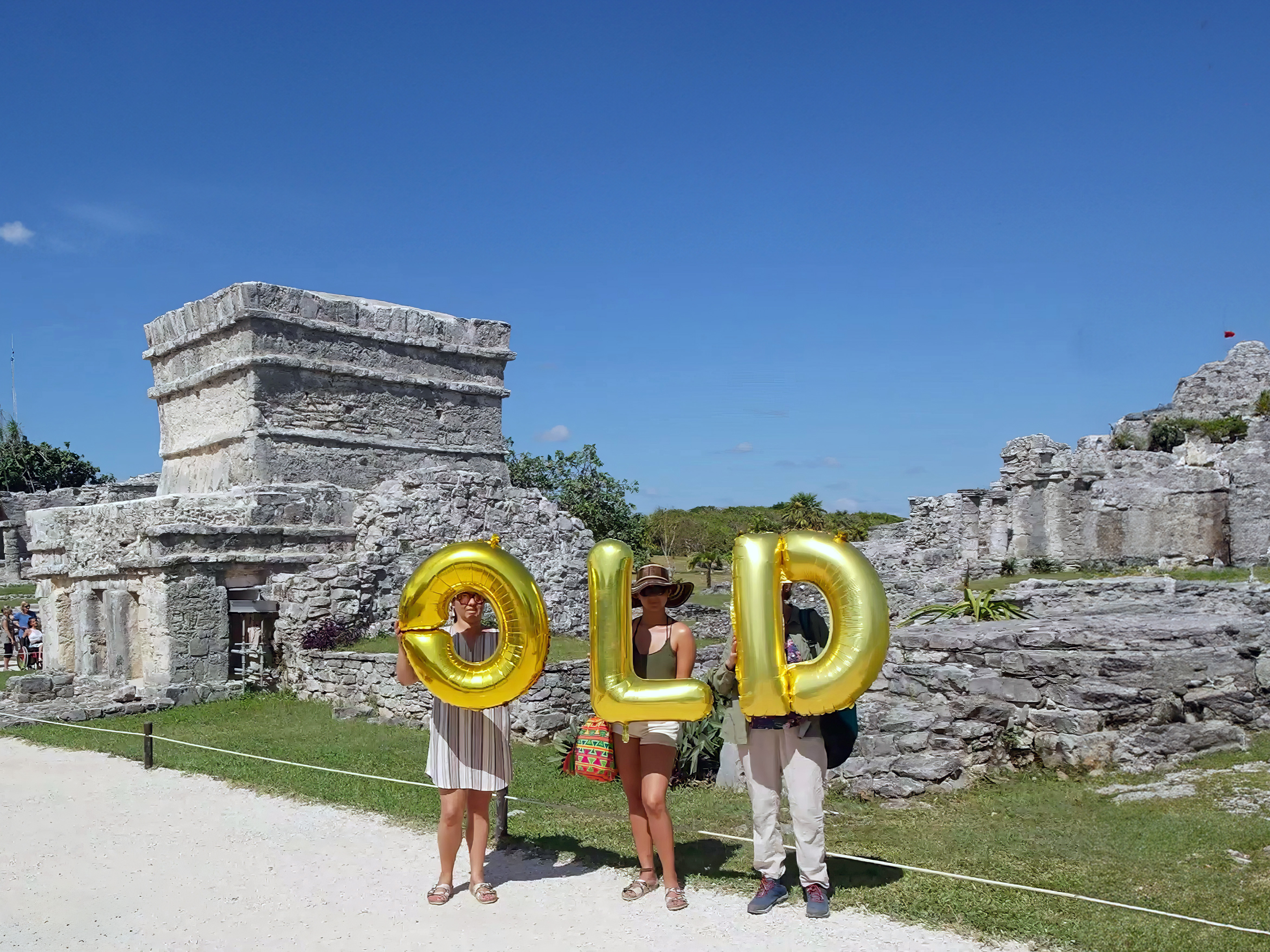 Mexico, Tulum, Temple of the Frescoes - Old, Silence was Golden, gold balloons